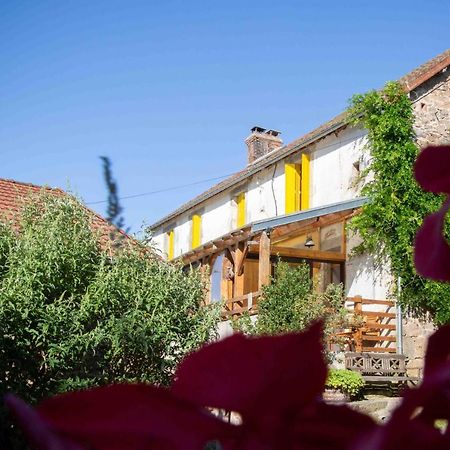 Bed and Breakfast Les Soleils Mérinchal Esterno foto